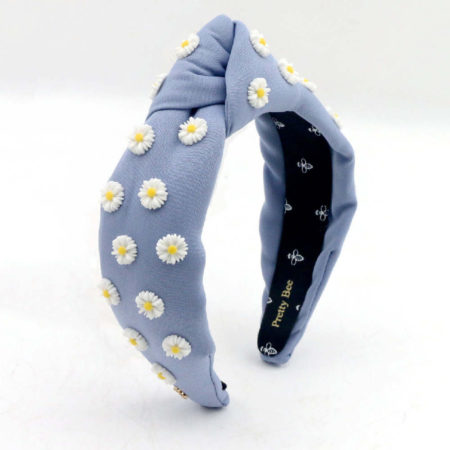 knotted daisy headband in epriwinkle