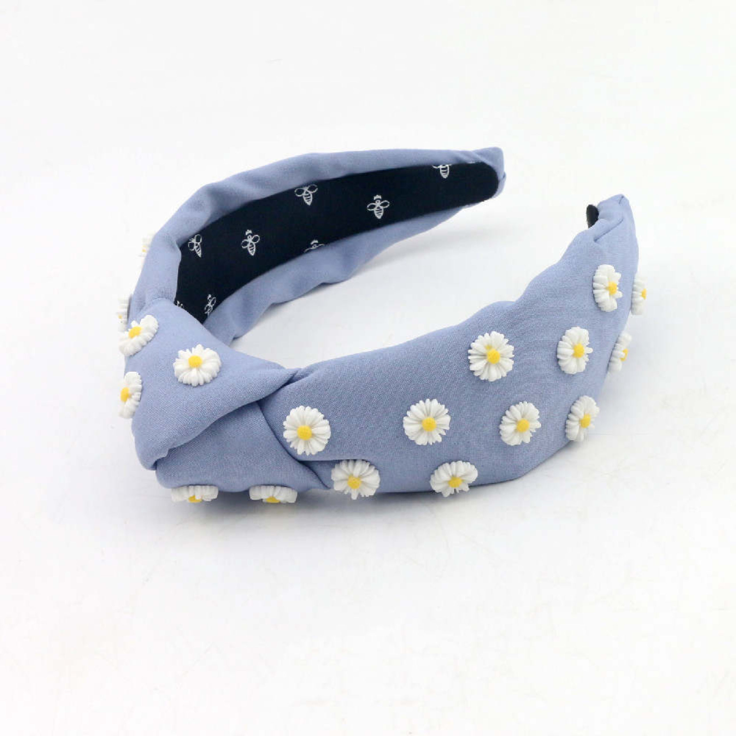 knotted daisy headband in periwinkle